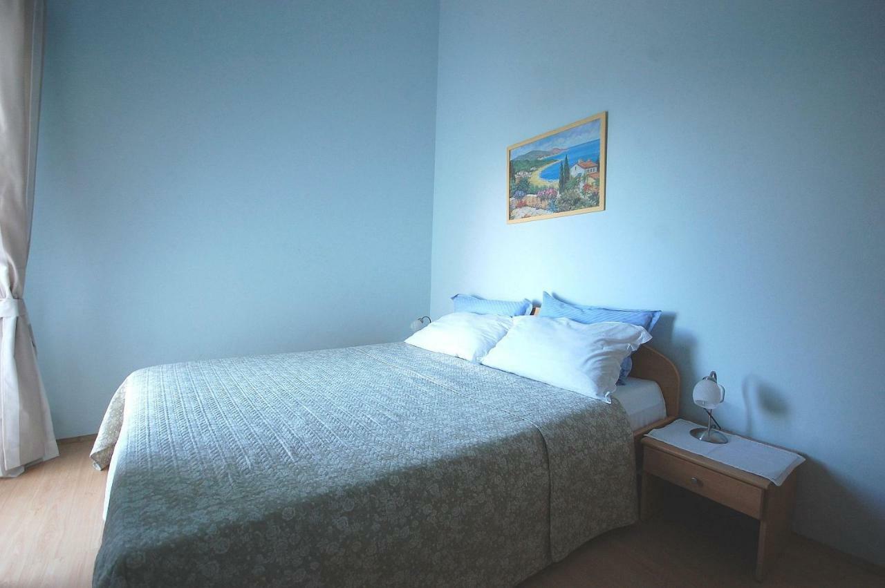 Apartments Nency By El-Pi Tours مالينسكا المظهر الخارجي الصورة