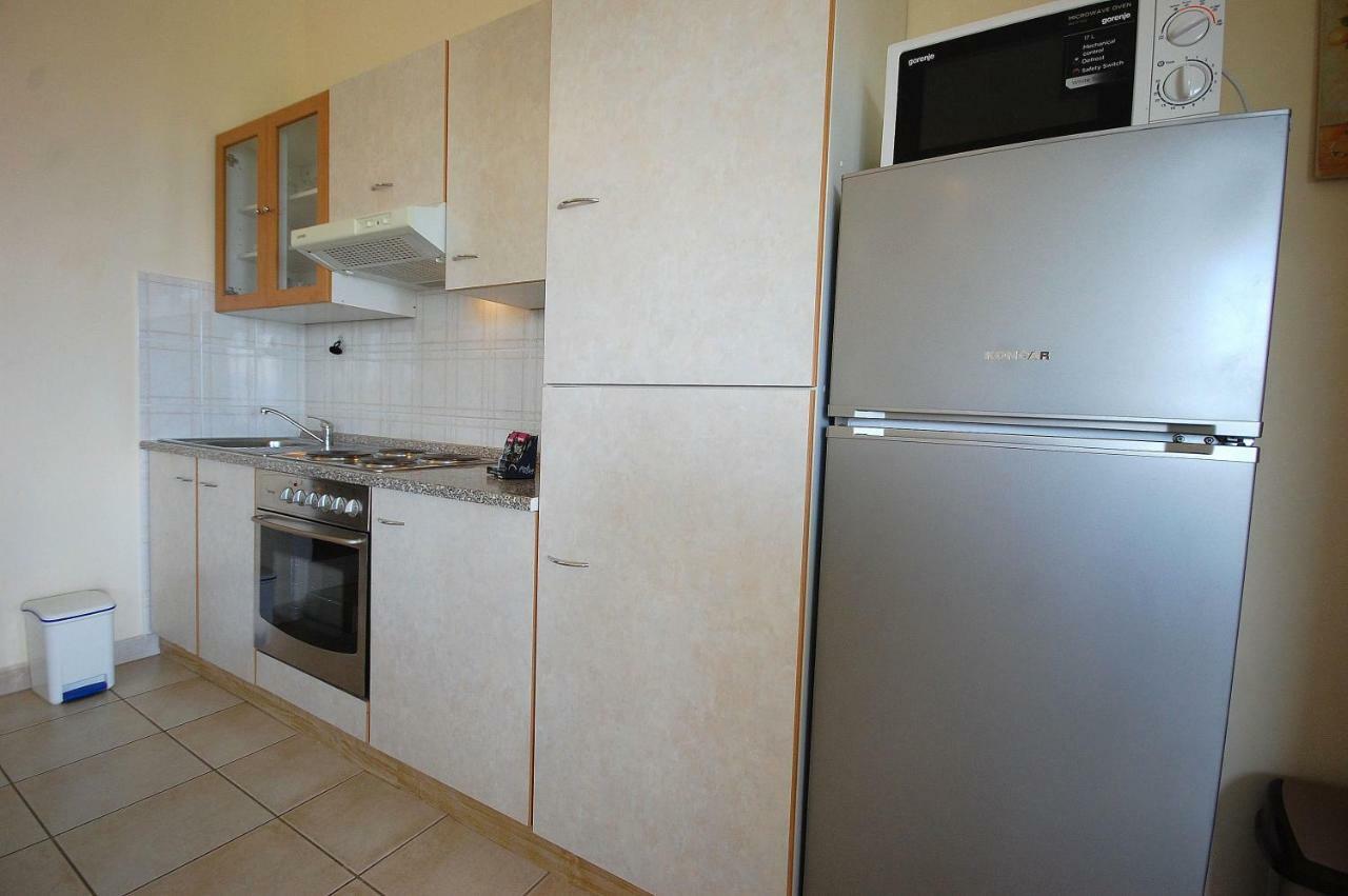 Apartments Nency By El-Pi Tours مالينسكا المظهر الخارجي الصورة