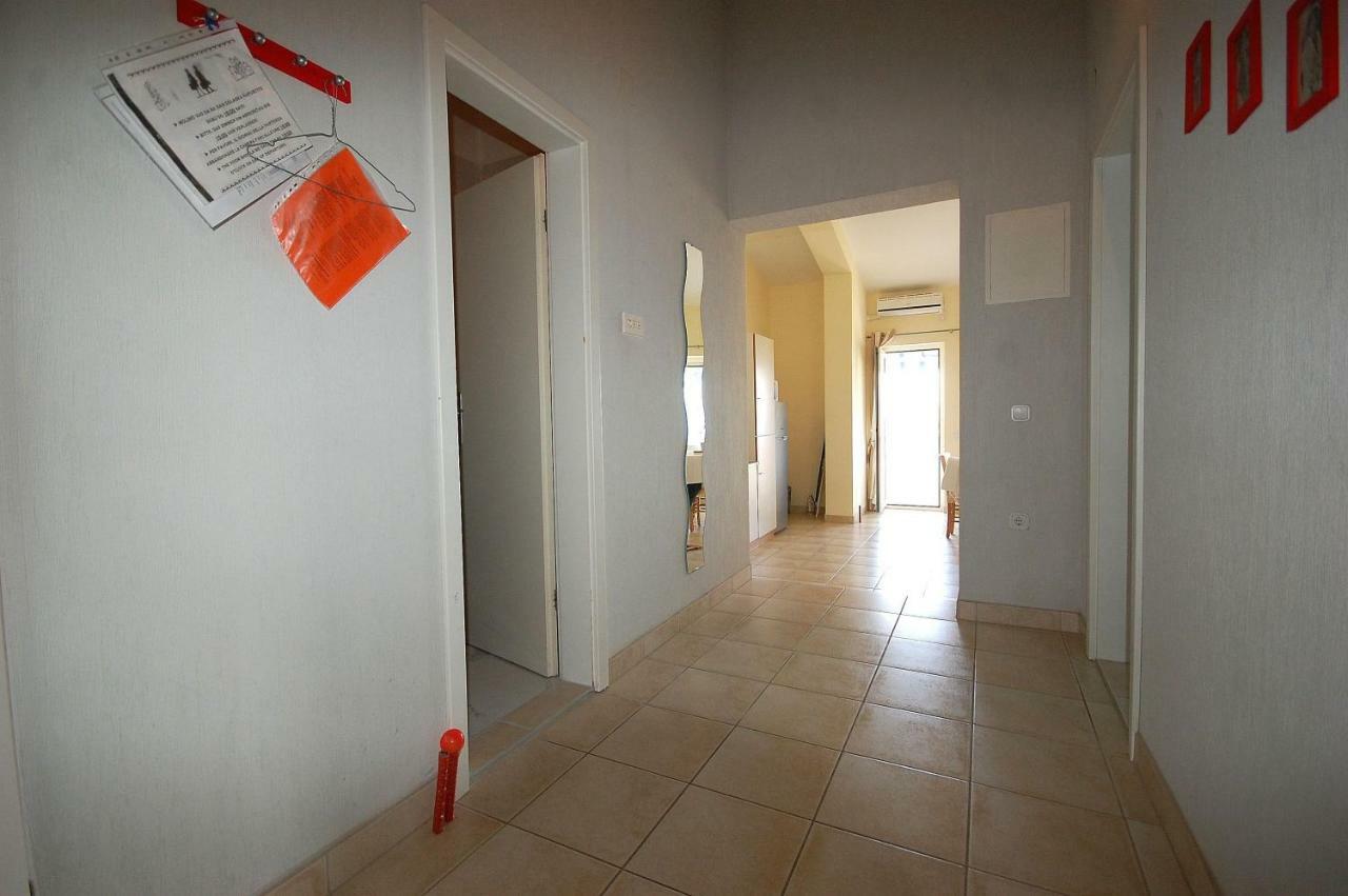 Apartments Nency By El-Pi Tours مالينسكا المظهر الخارجي الصورة