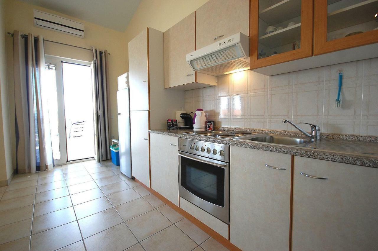 Apartments Nency By El-Pi Tours مالينسكا المظهر الخارجي الصورة